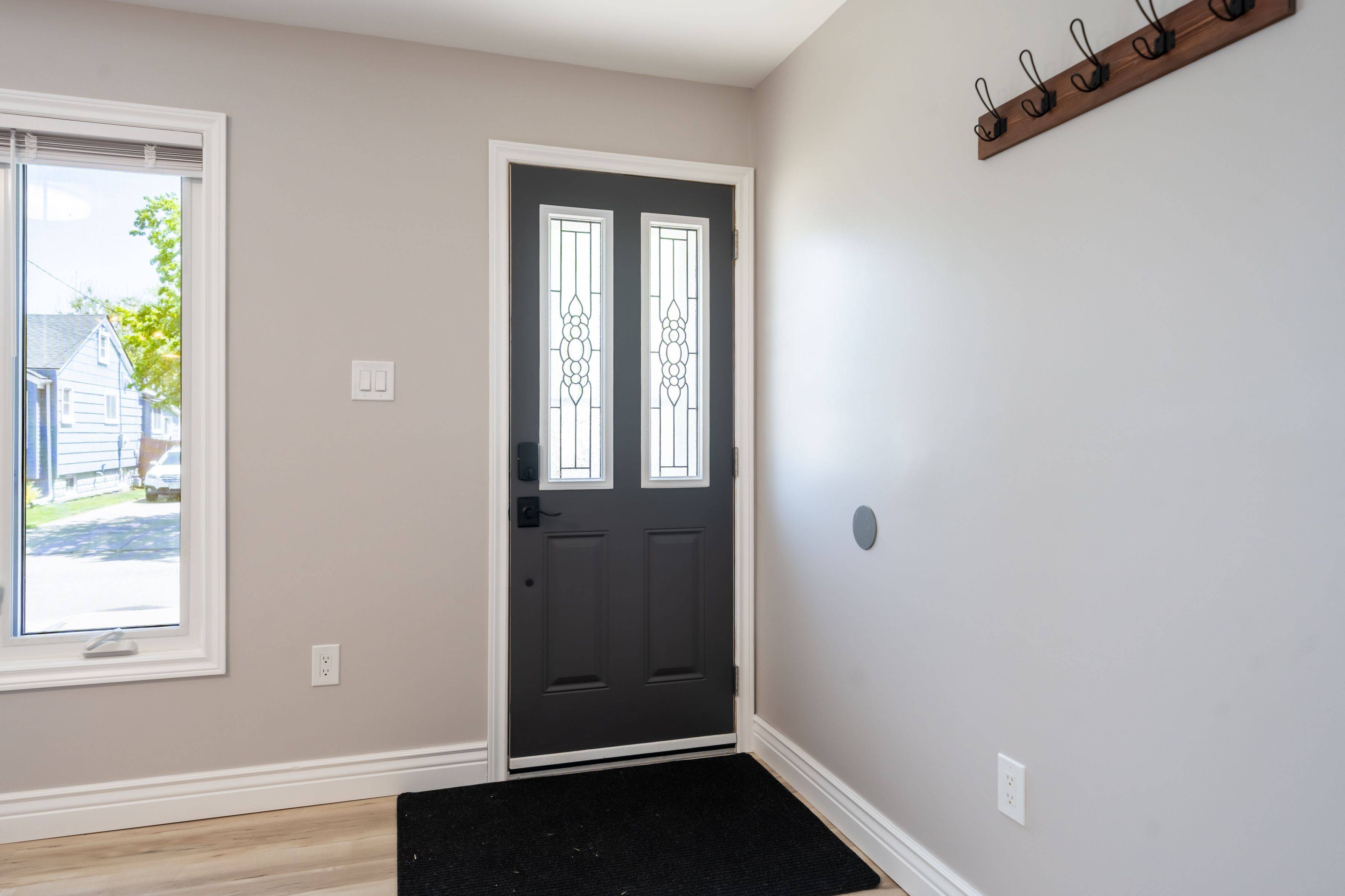Hamilton, ON L8H 5N7,109 Tolton AVE