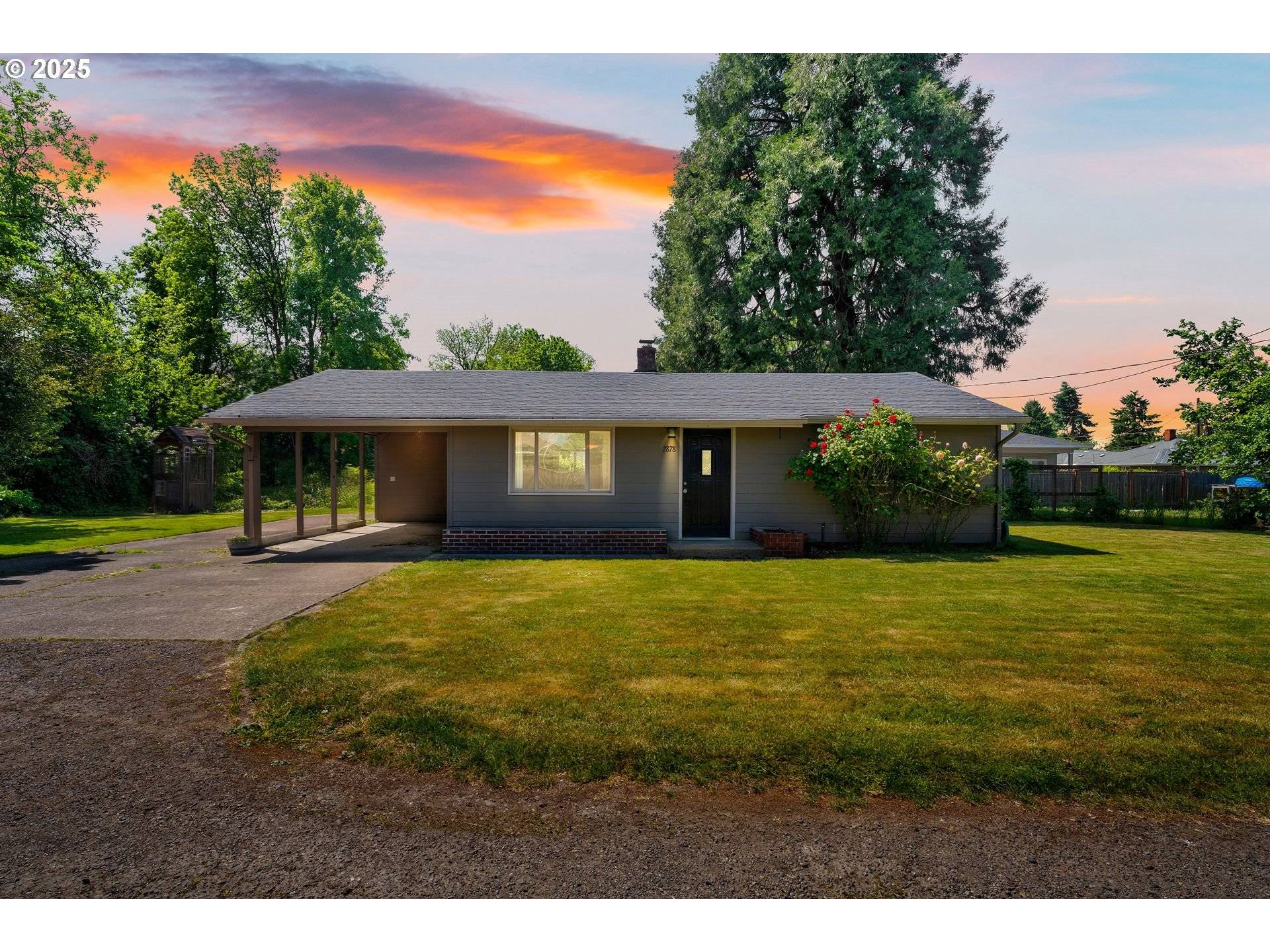 Eugene, OR 97401,2878 BAILEY LN