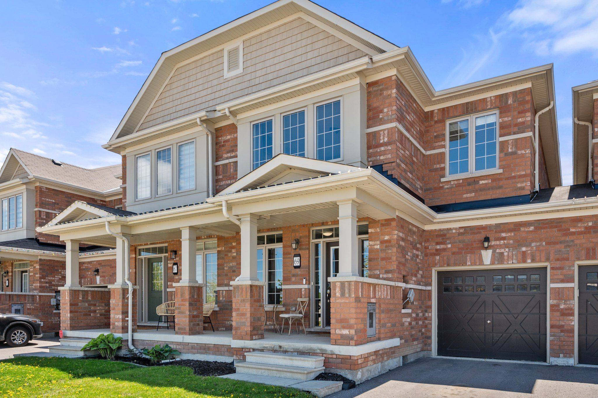 East Gwillimbury, ON L4H 3Z7,69 Jim Mortson DR