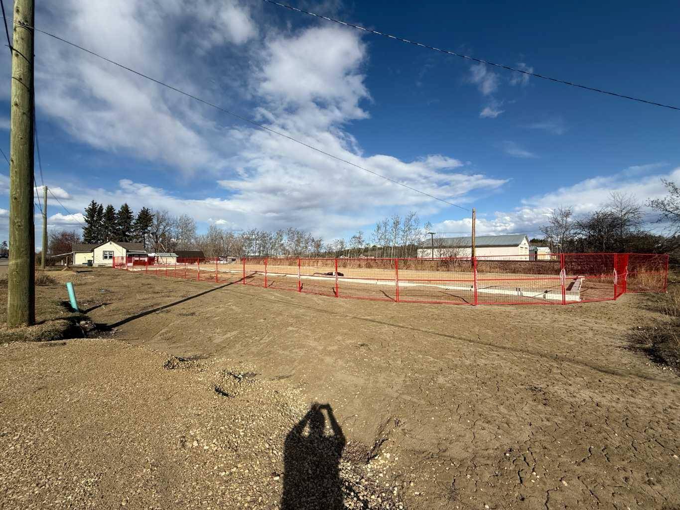 Ponoka, AB T4J 1H9,5407 50 ST #102