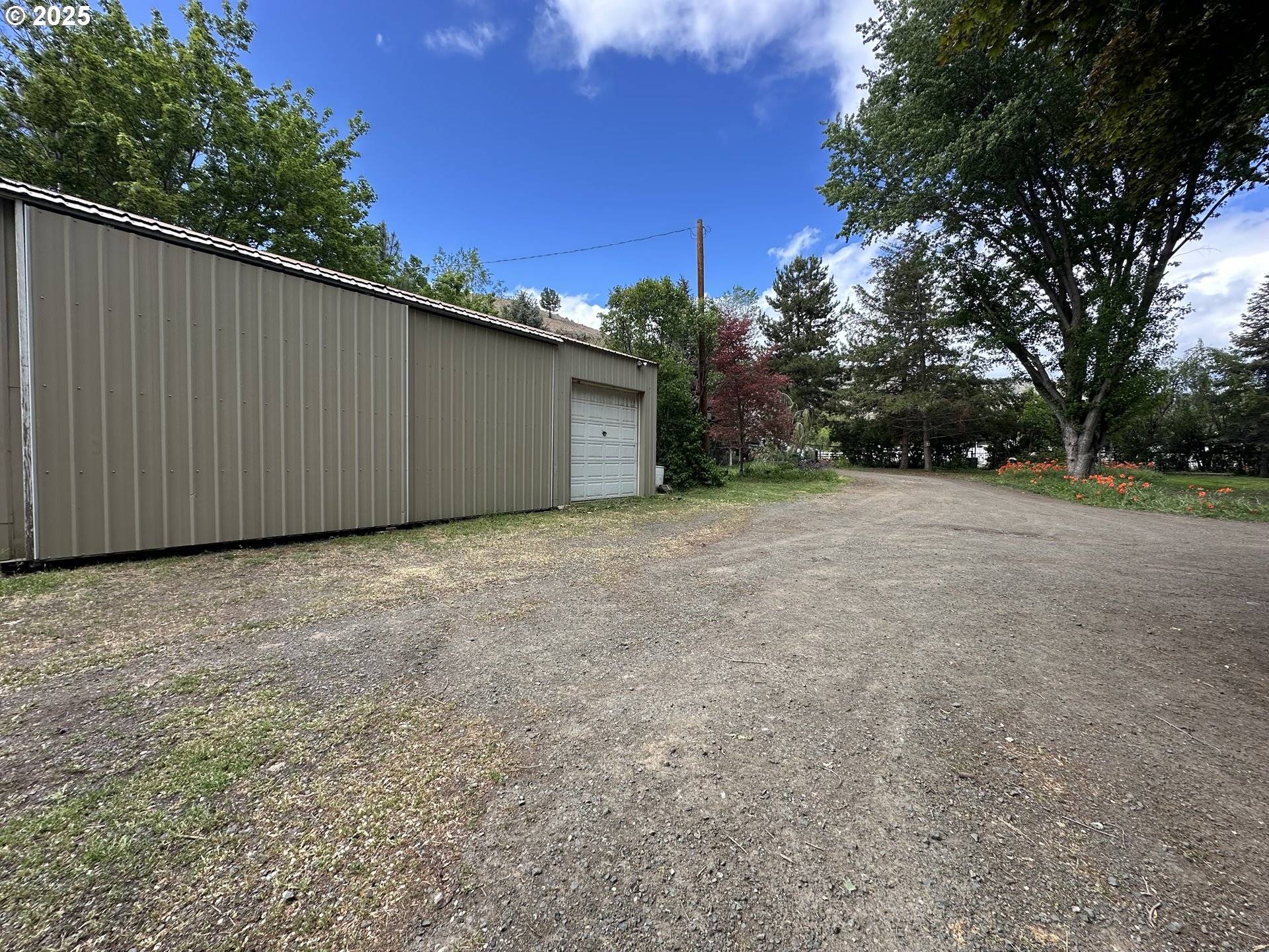 Mount Vernon, OR 97865,440 N MOUNTAIN BLVD