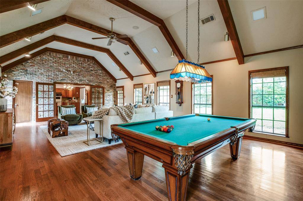 Dallas, TX 75229,4336 Meadowdale Lane