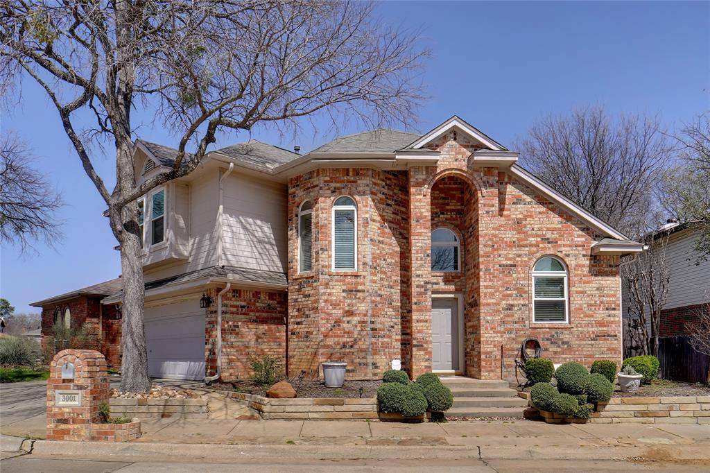 Bedford, TX 76021,3001 Eagles Nest Drive