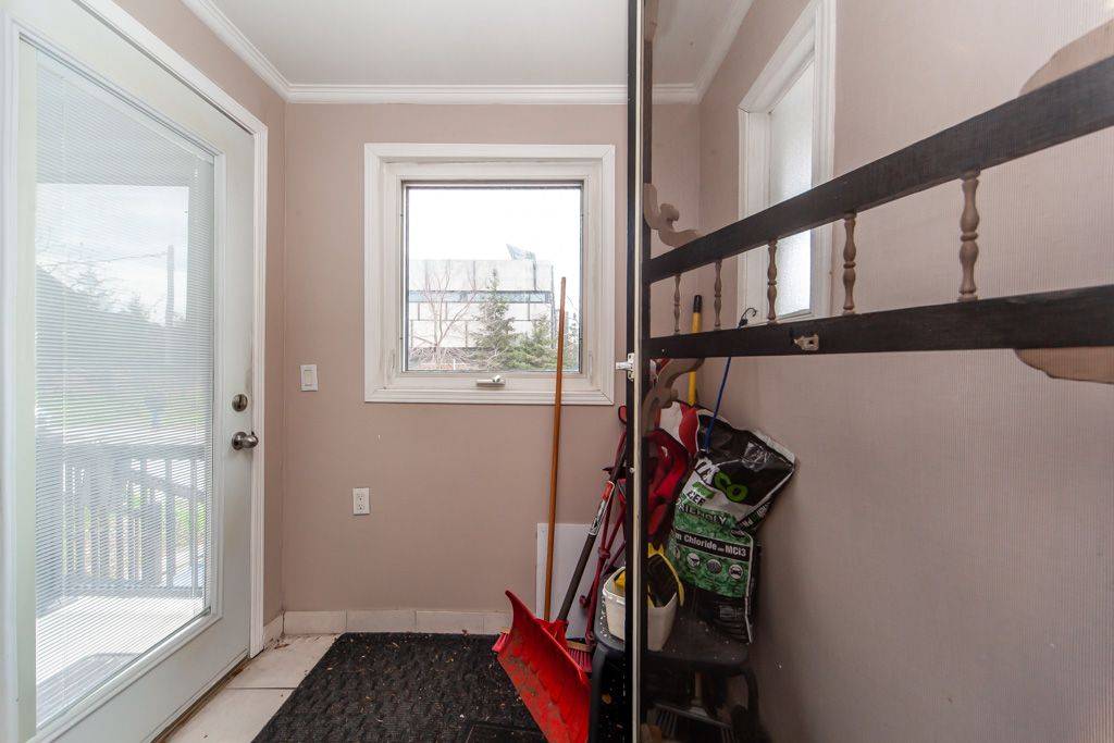 Toronto C01, ON M6J 3E9,46 Coolmine RD
