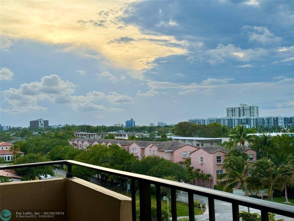Lauderdale By The Sea, FL 33062,[StreetName,UnitNumber,StreetNumber,StreetDirPrefix]
