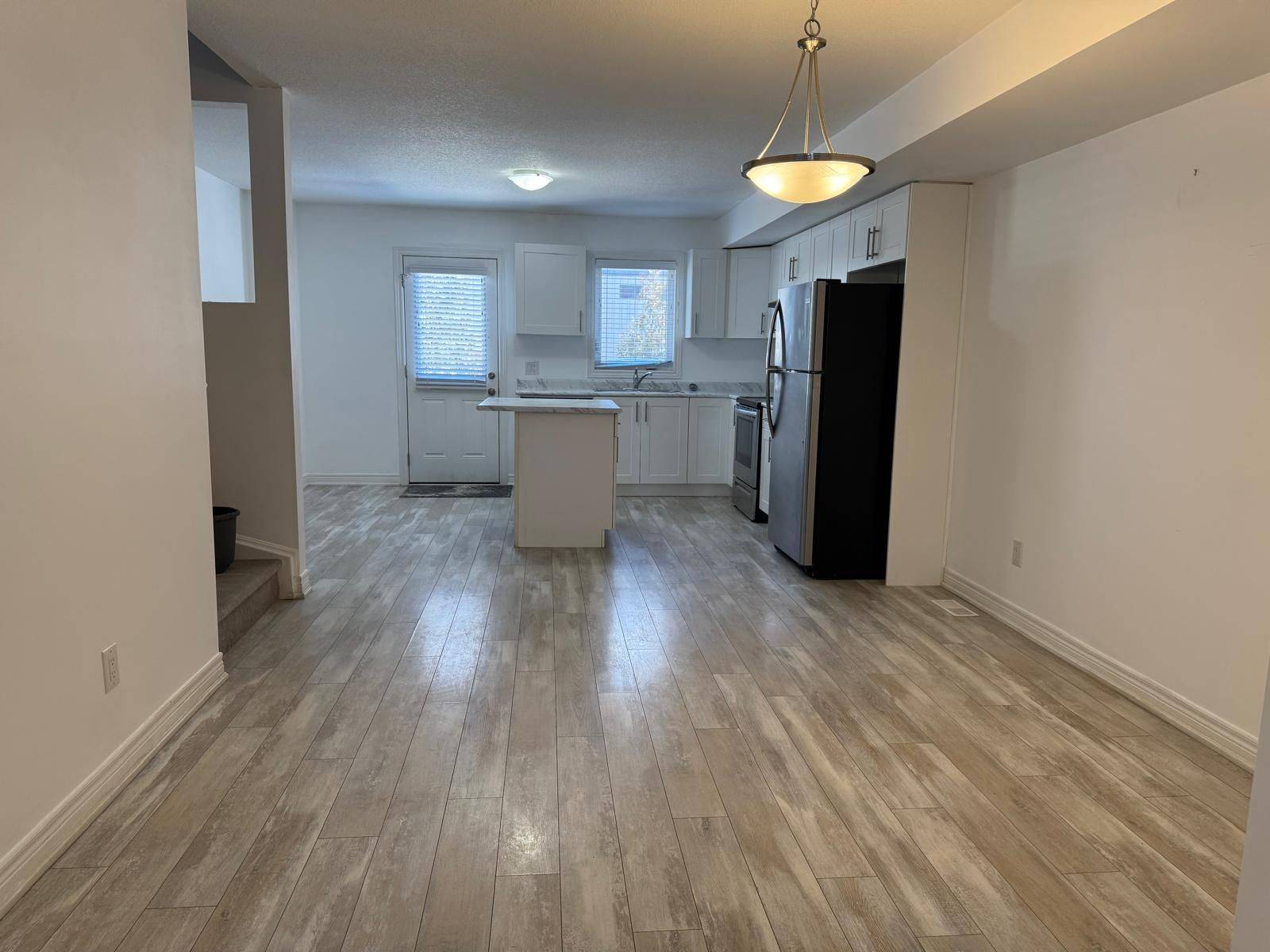Niagara Falls, ON L2H 3P9,7768 Ascot CIR #52