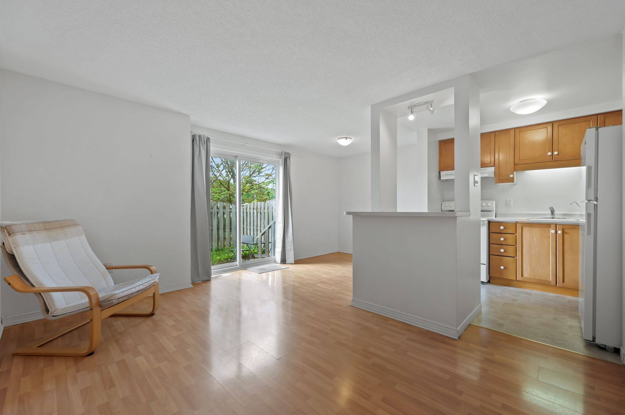 Guelph, ON N1G 4Y5,66 Rodgers RD #29