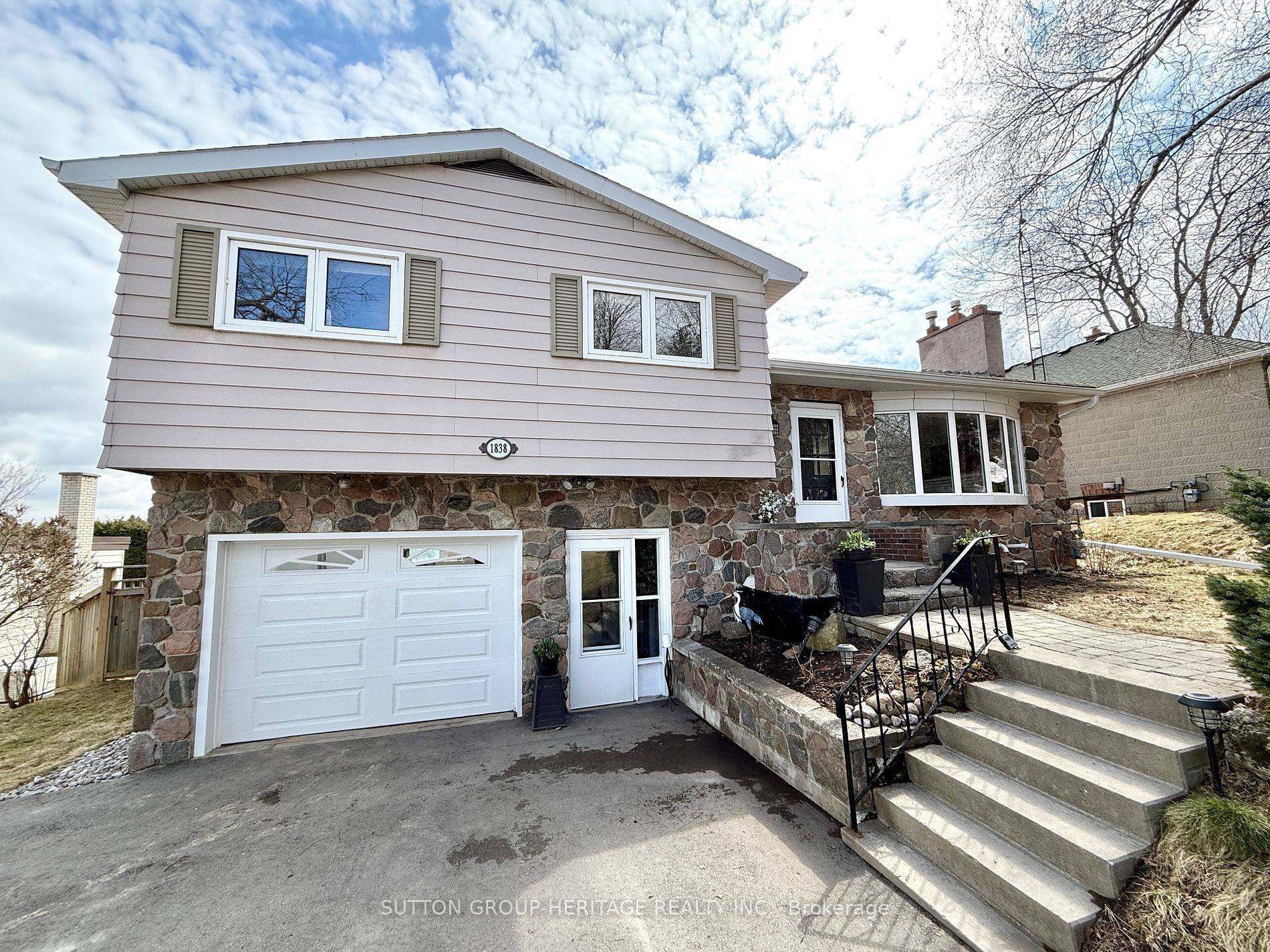 Scugog, ON L9L 1H8,1838 Scugog ST