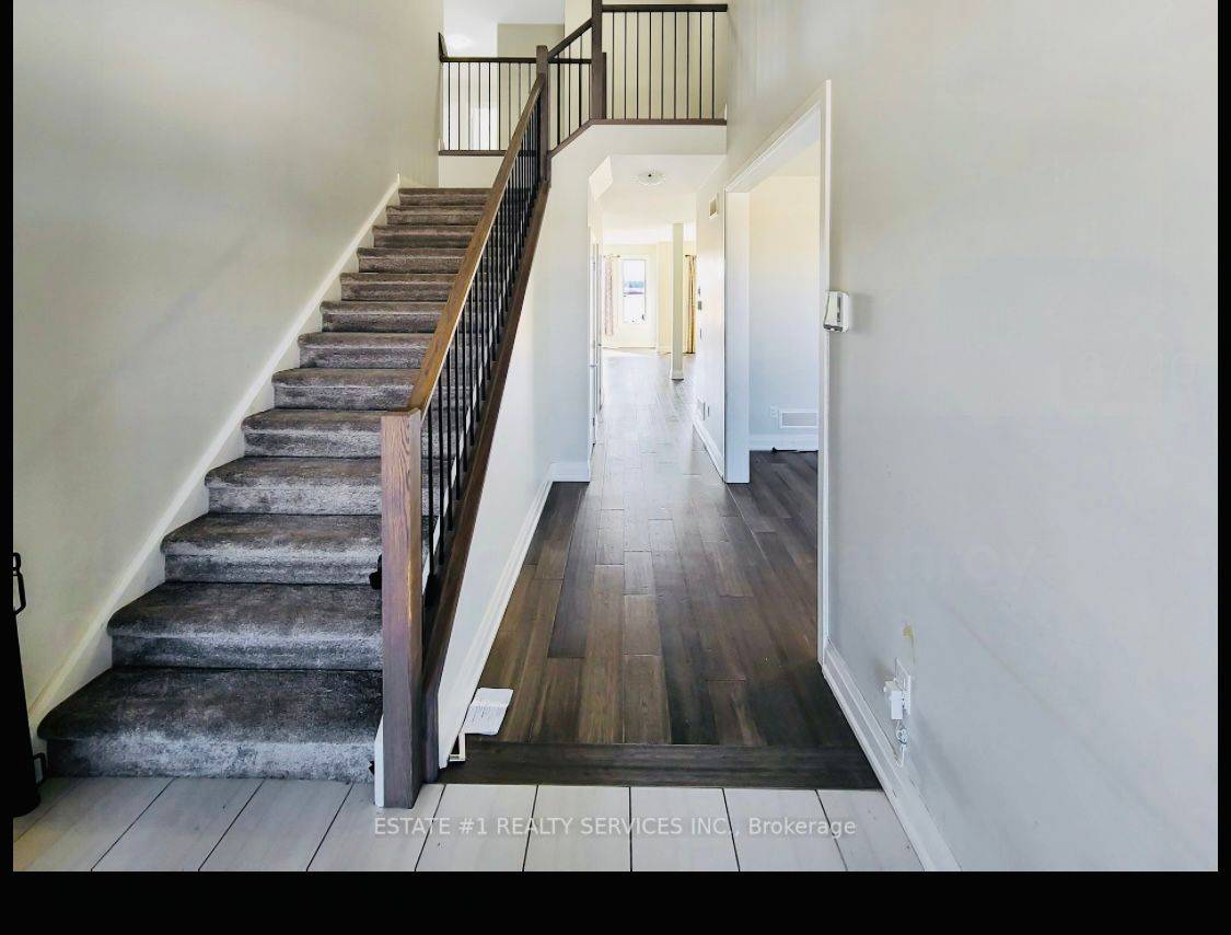 Strathroy-caradoc, ON N0L 1W0,2047 Lockwood CRES