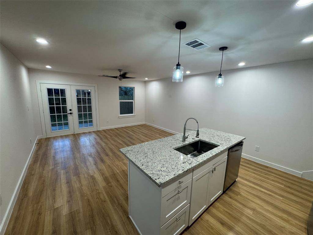 Fort Worth, TX 76110,2017 May Street