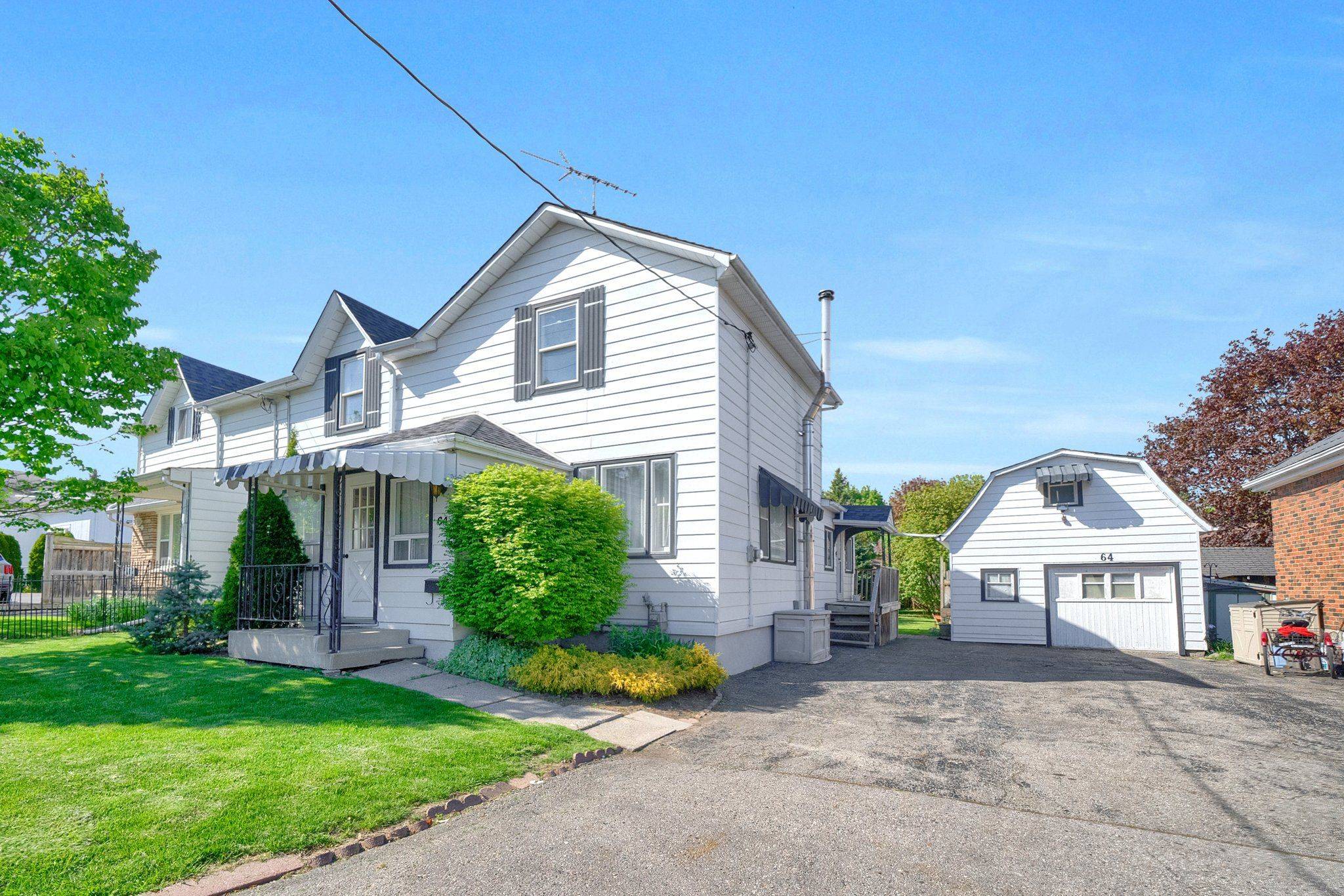 Clarington, ON L1C 1V5,64 Wellington ST