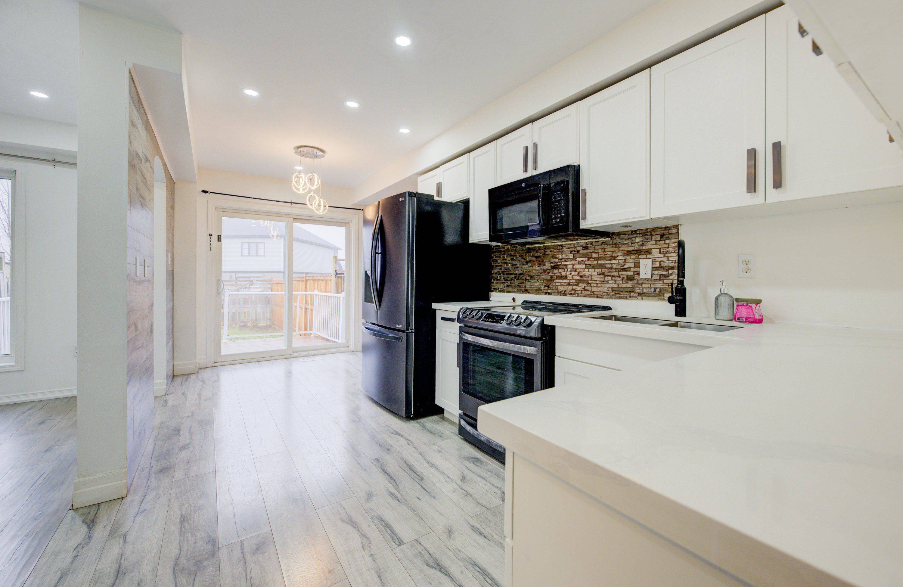 Woolwich, ON N0B 1M0,82 Trowbridge ST