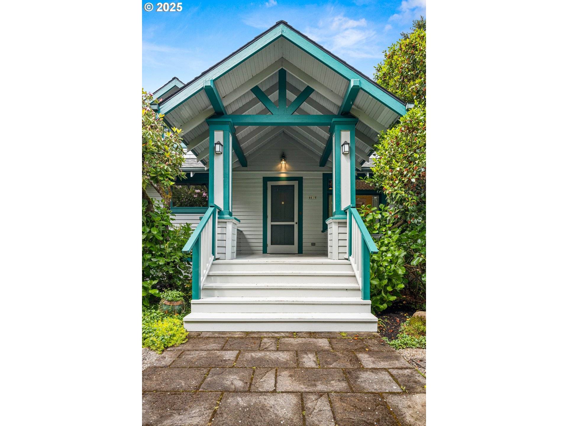 Portland, OR 97206,4619 SE 44TH AVE