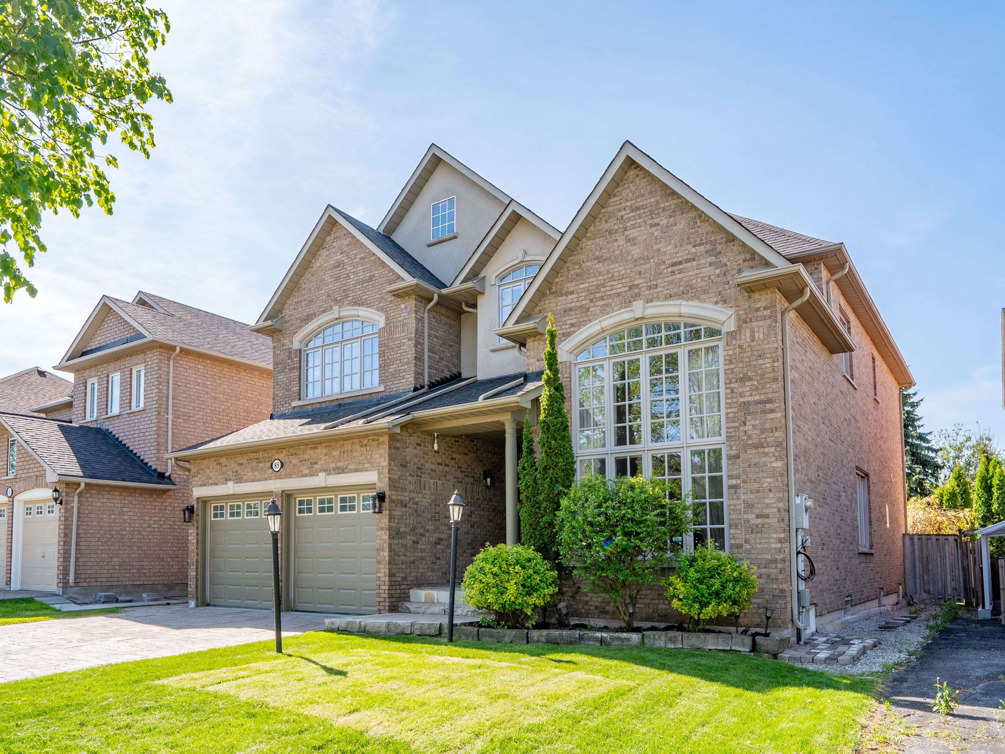 Richmond Hill, ON L4B 3C6,85 Lagani AVE