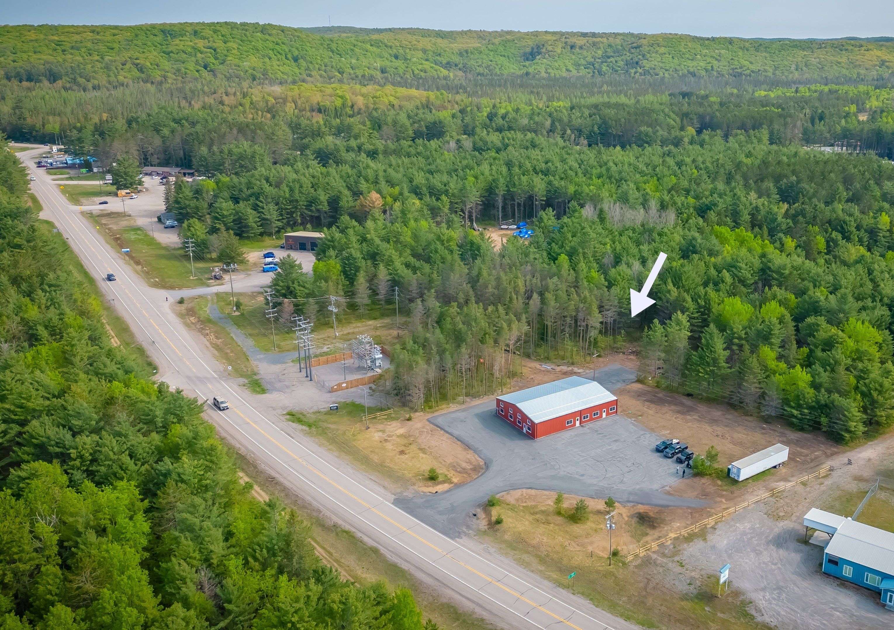 Lake Of Bays, ON P0A 1H0,25754 35 Highway N RD S #Unit 2