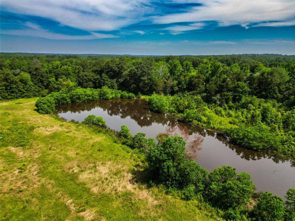 337 CR 2751 Highway, Wells, TX 75969