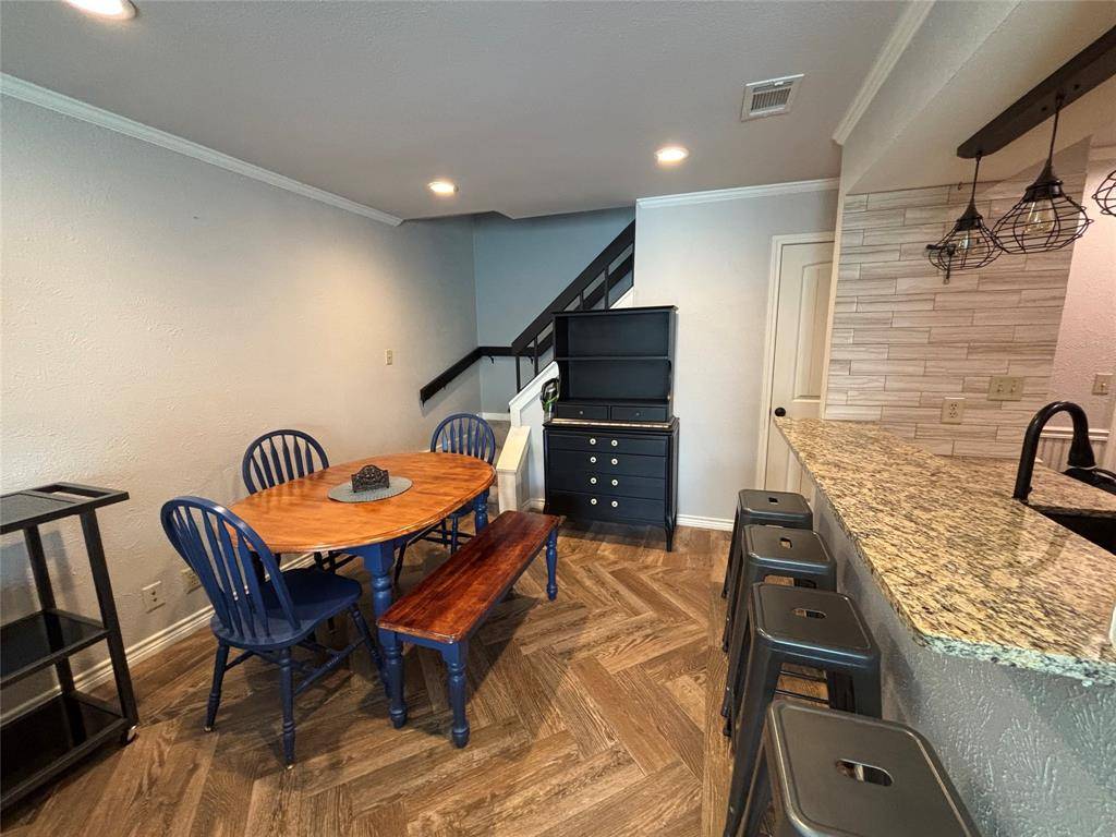 Dallas, TX 75206,5200 Martel Avenue #3H