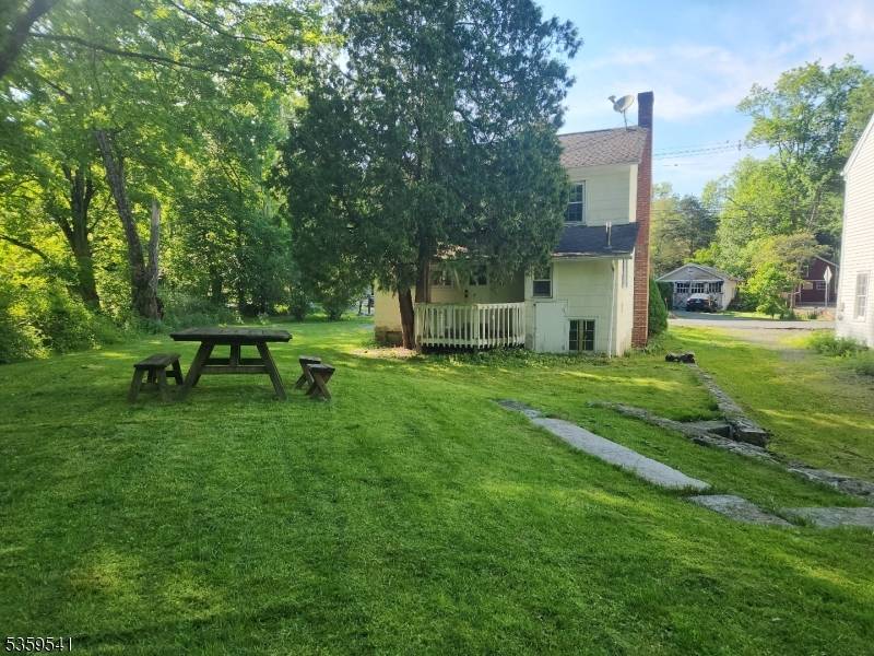 Tewksbury Twp., NJ 08833,300 Main St-Mountain Ville