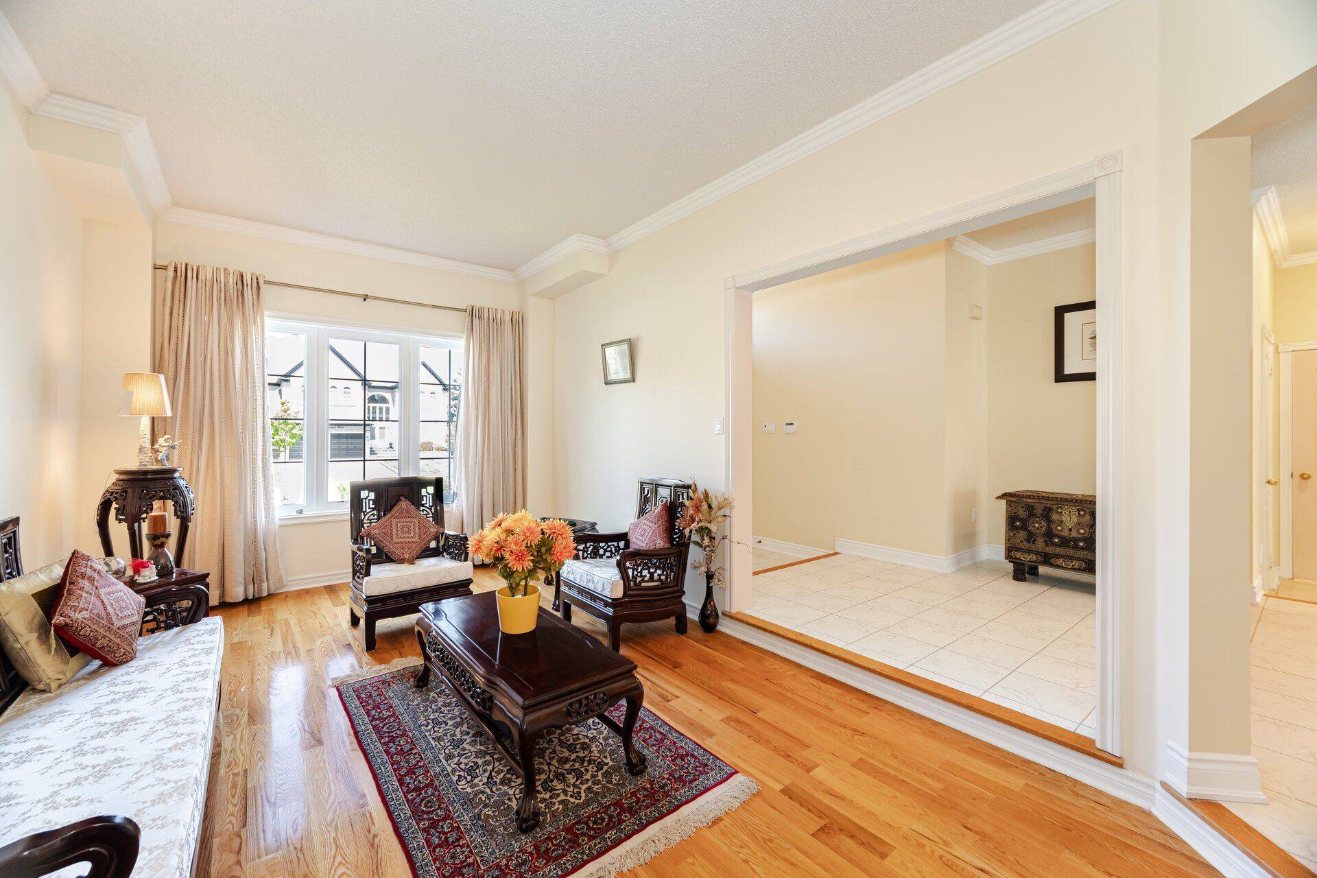 Mississauga, ON L5M 5B3,2360 Silverwood DR