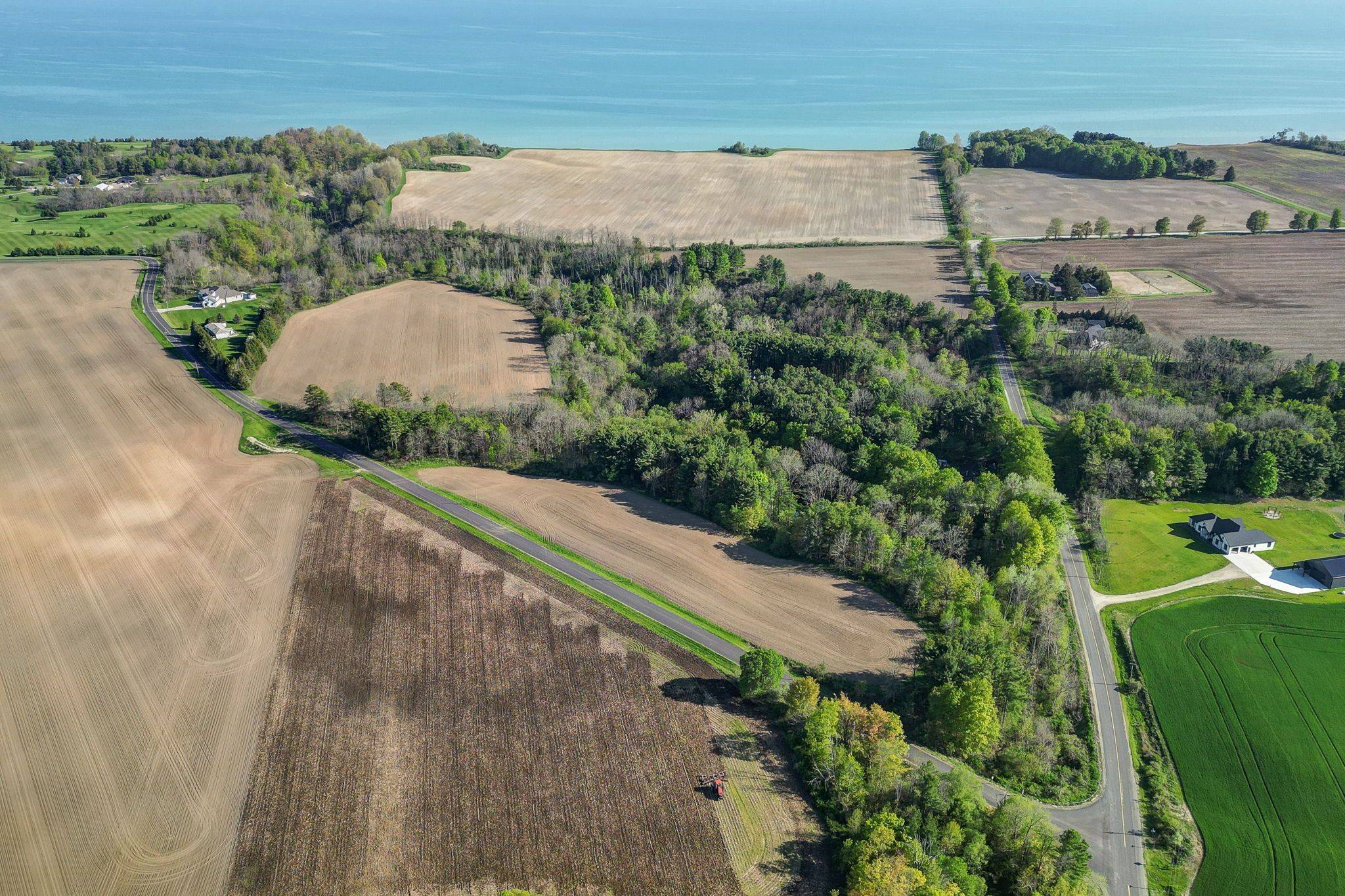 Southwold, ON N5L 1J1,35035 LAKE Line