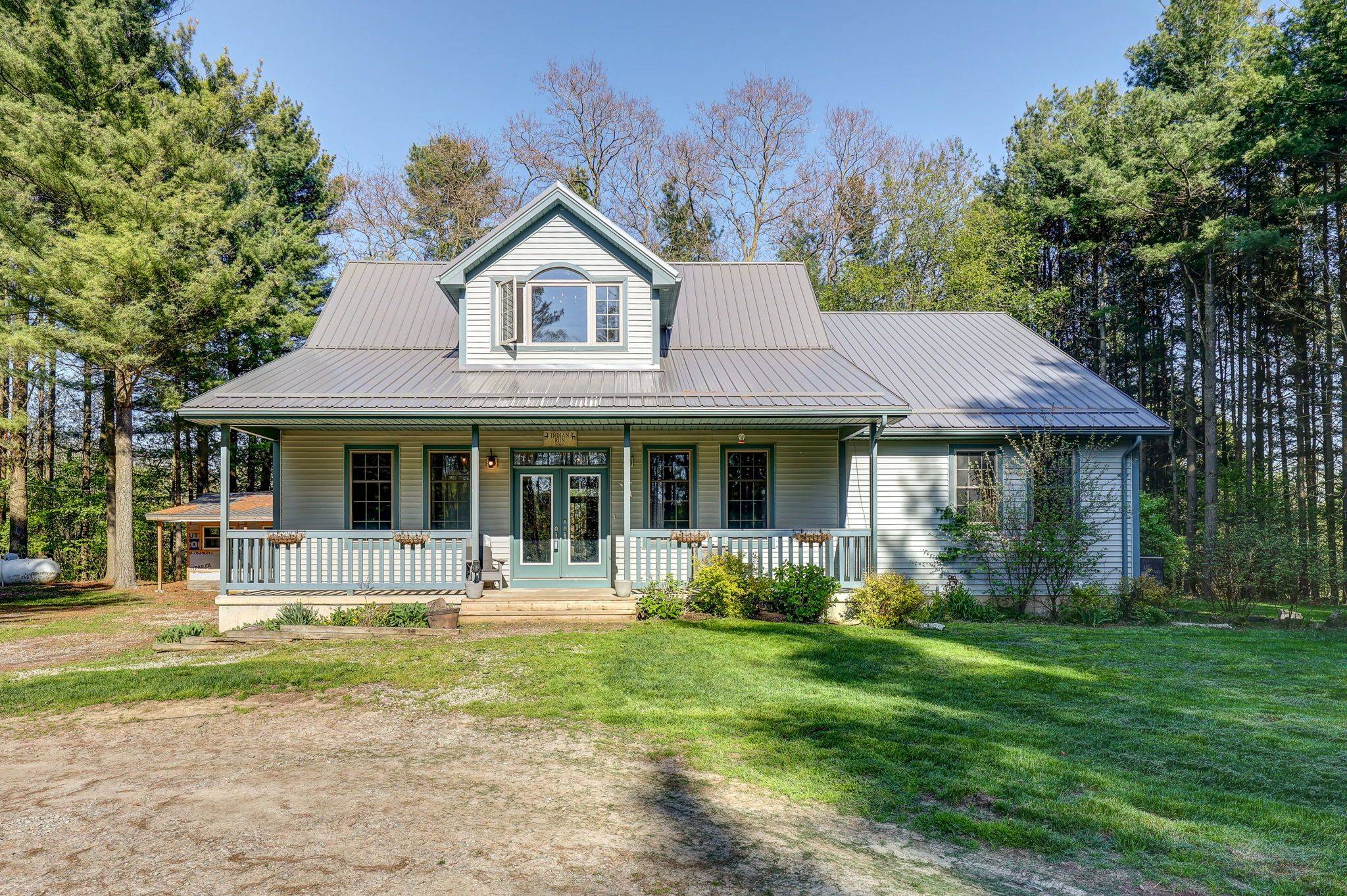 Southwold, ON N5L 1J1,35035 LAKE Line