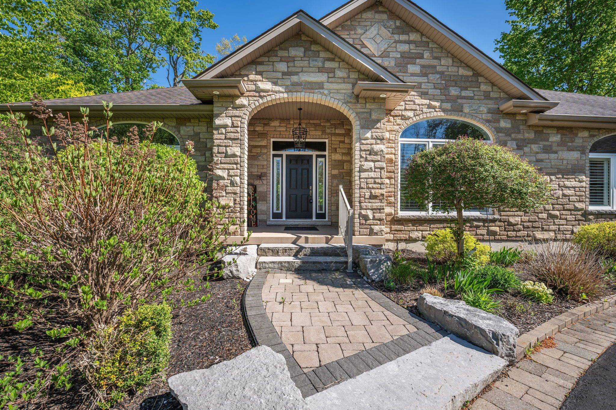 Springwater, ON L9X 1V5,1205 Seadon RD