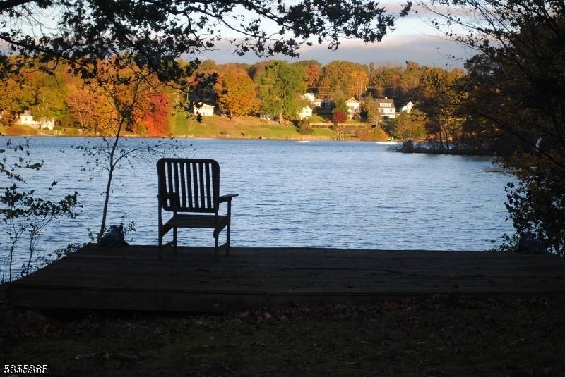 Hampton Twp., NJ 07860,245 Lakeview Dr