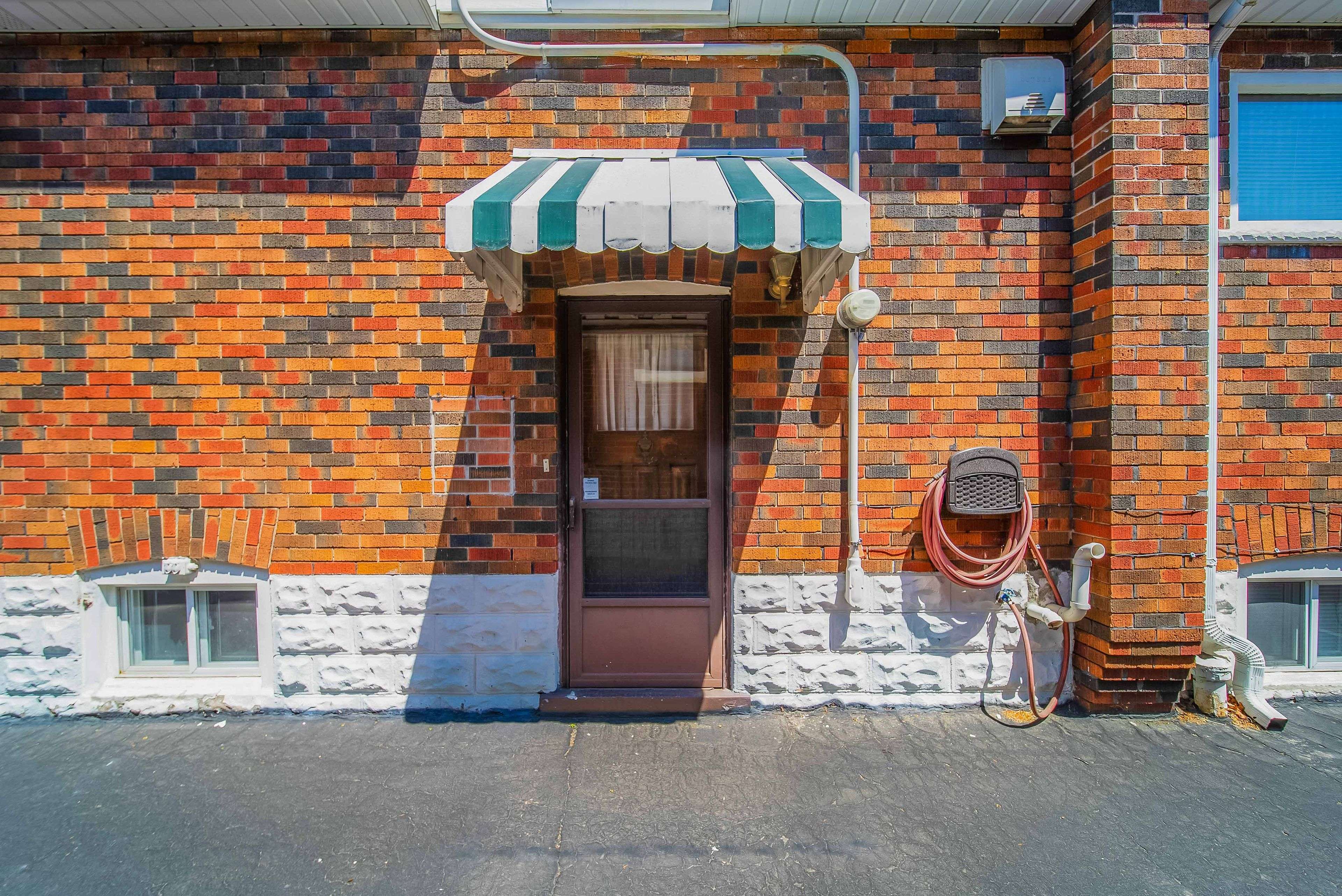 Hamilton, ON L8K 2M9,101 Houghton AVE S