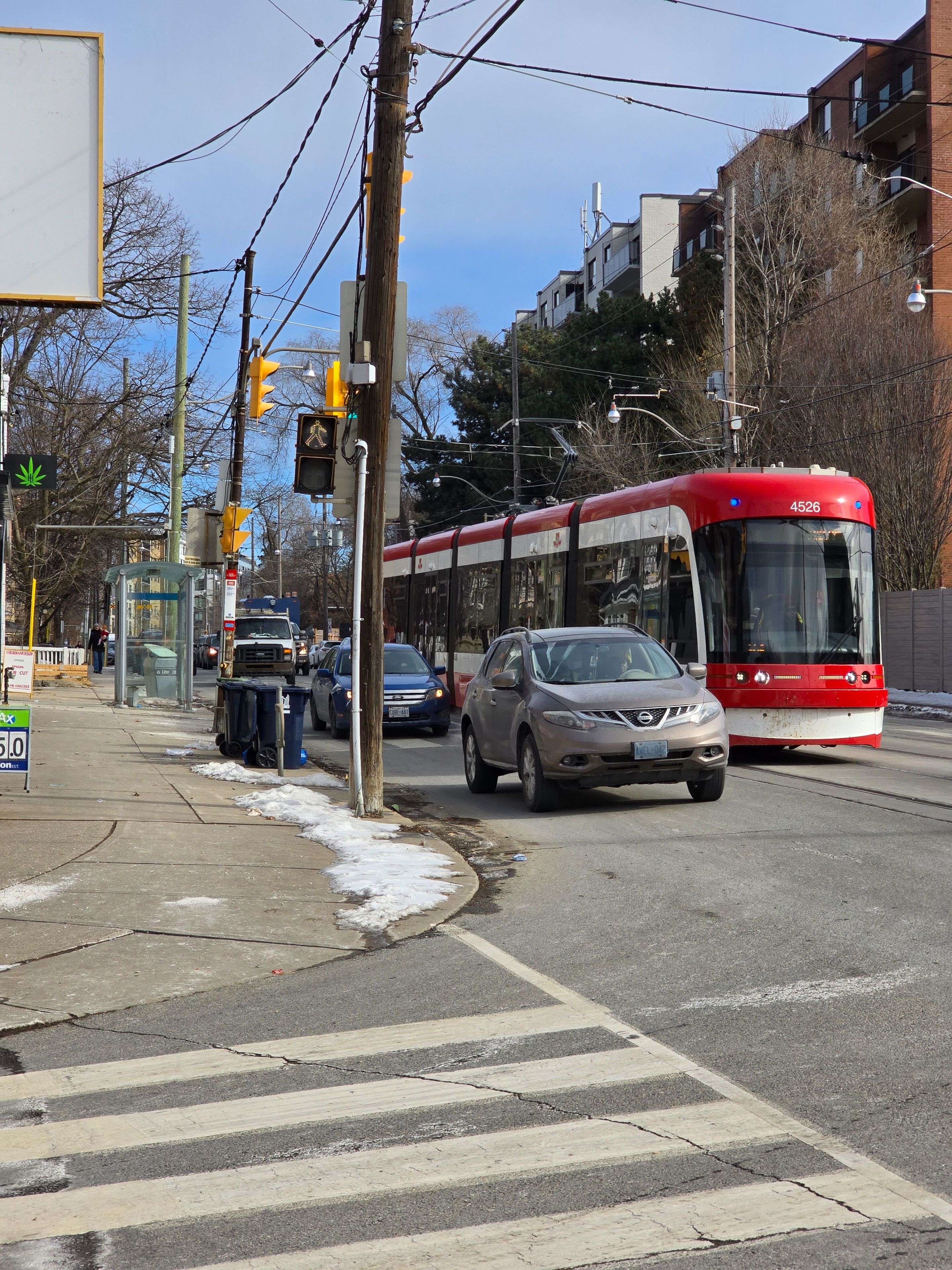 Toronto E02, ON M4L 1V3,452 Kingston RD