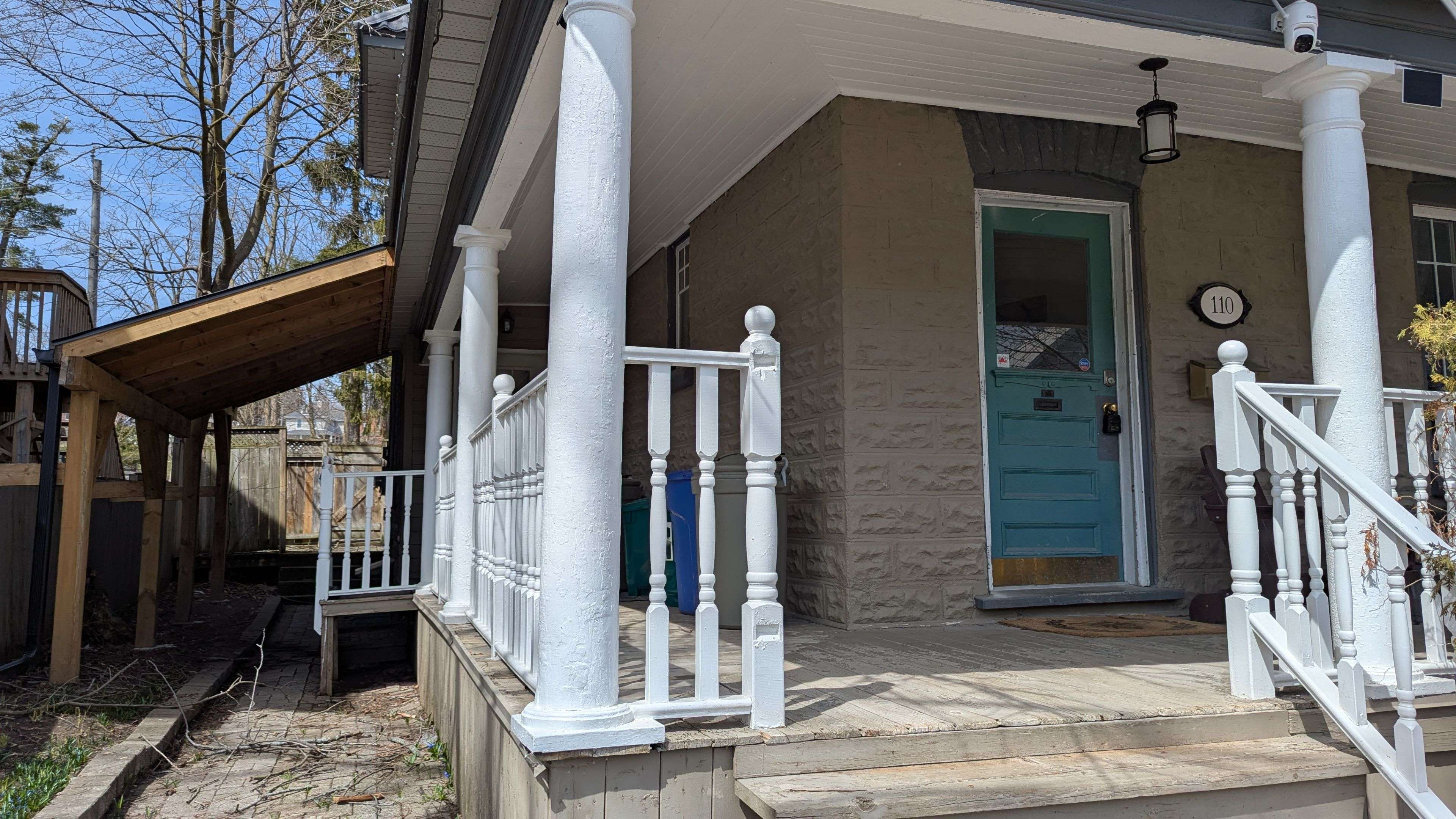 Orillia, ON L3V 3E2,110 Mary ST