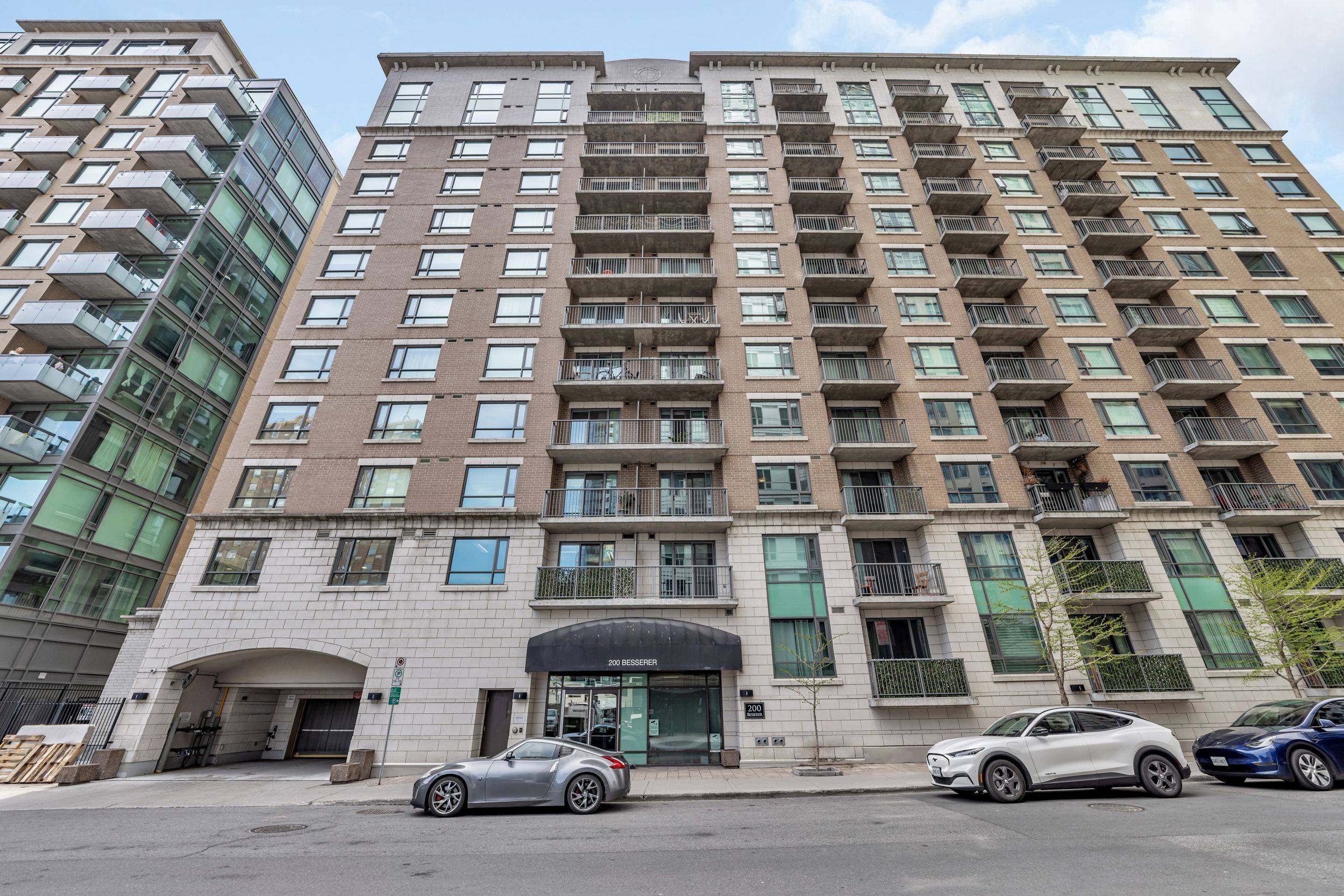 Lower Town - Sandy Hill, ON K1N 0A7,200 BESSERER ST #1202