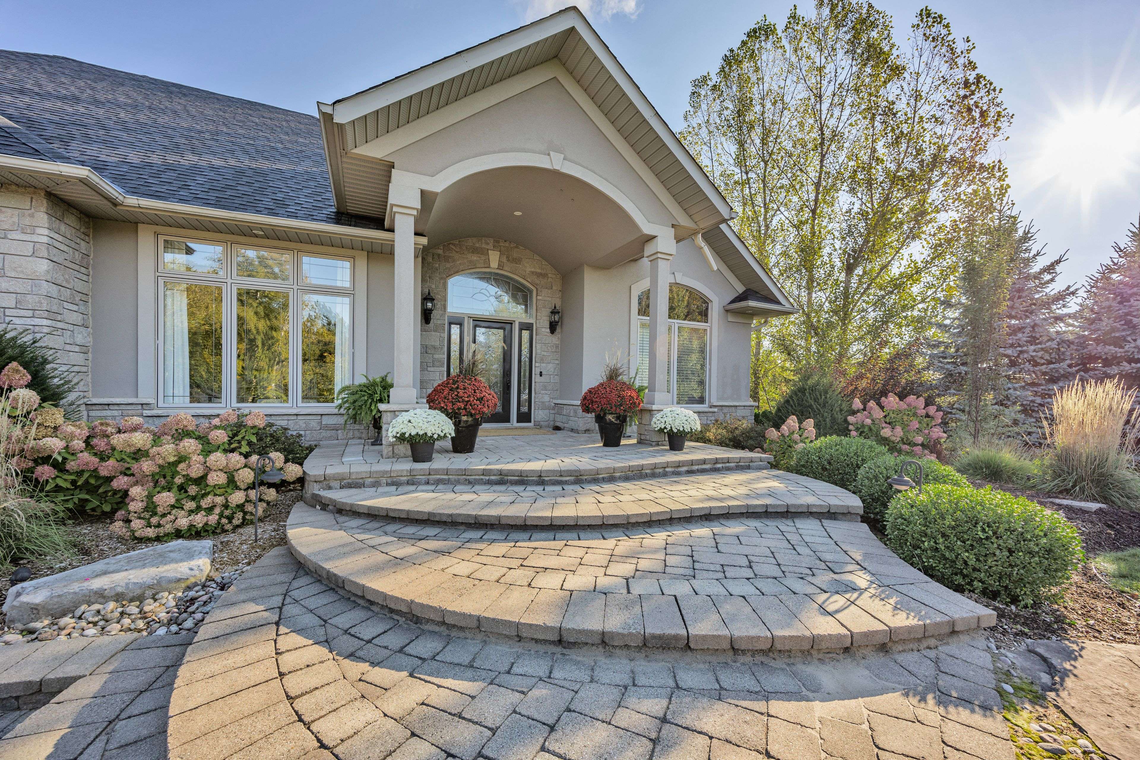 Innisfil, ON L9S 5A3,1795 INNISBROOK ST