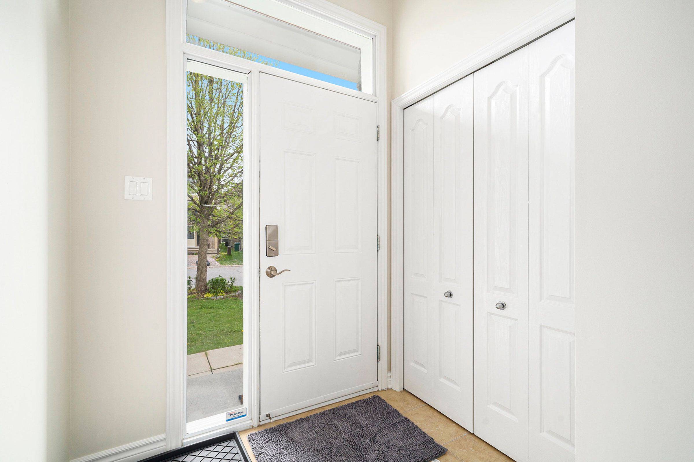 Barrhaven, ON K2J 0N8,318 Kippen PL