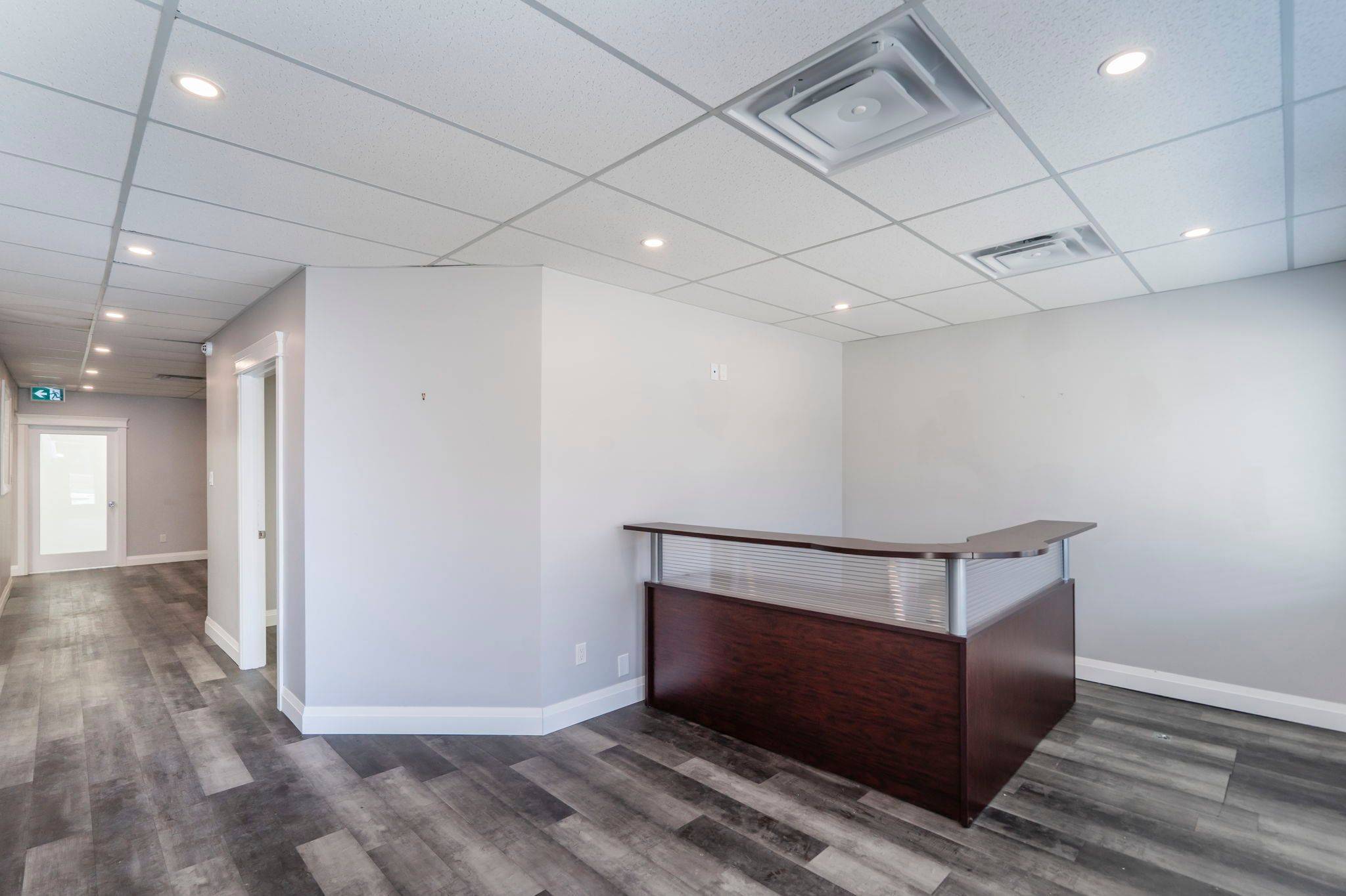 Midland, ON L4R 3M6,296 King ST