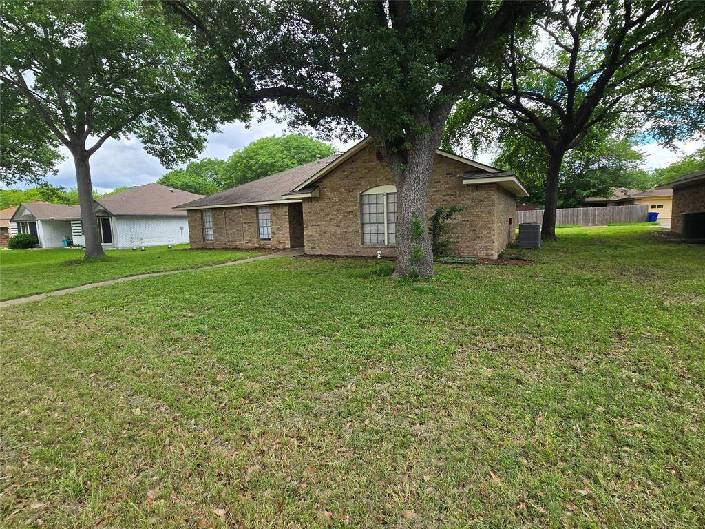 Lancaster, TX 75146,925 Shell Lane