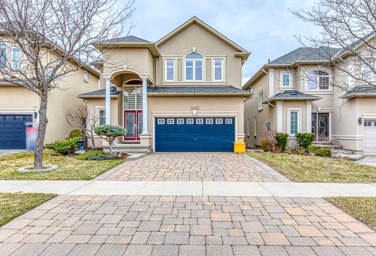 Oakville, ON L6M 0H3,2353 Kwinter RD