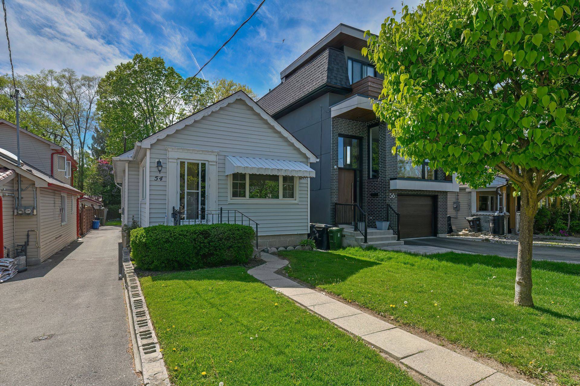 Toronto W06, ON M8W 3E9,54 Thirty First ST