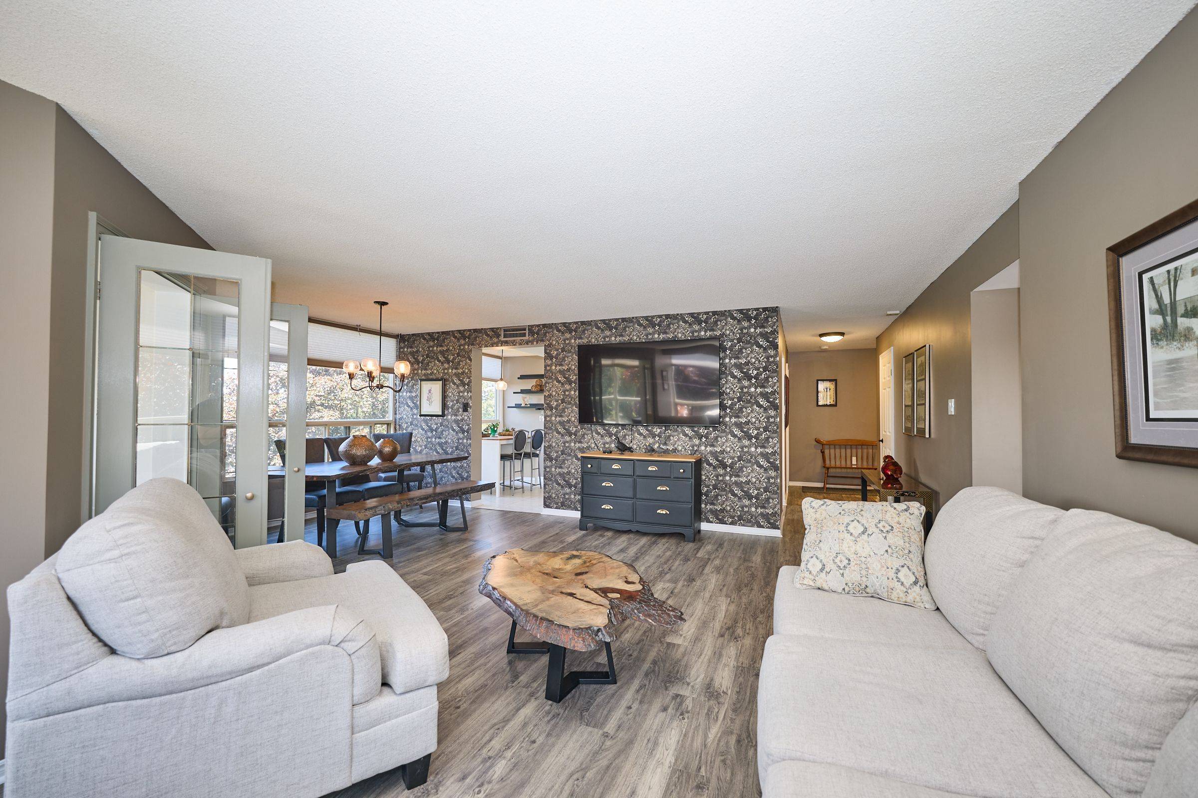 Niagara Falls, ON L2E 7H4,5100 DORCHESTER RD #403