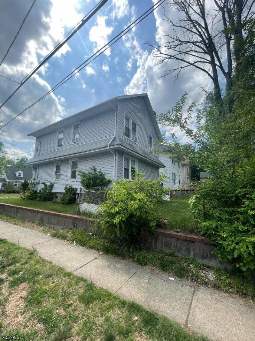 Englewood City, NJ 07631,267 Hirliman Rd