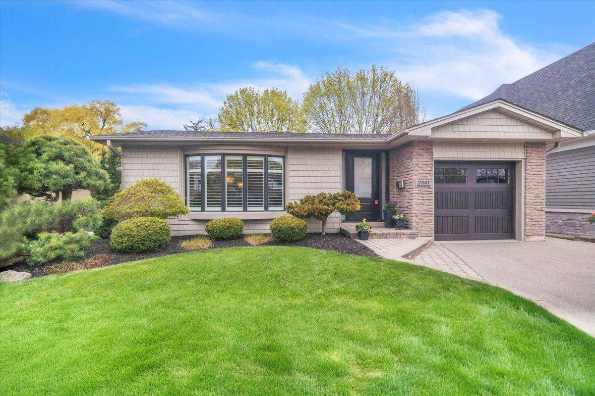 Oakville, ON L6J 5R2,2301 Devon RD