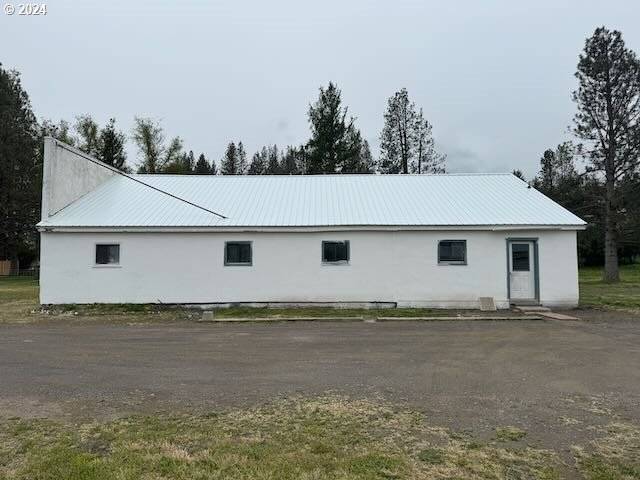 Wallowa, OR 97885,704 E HIGHWAY 82