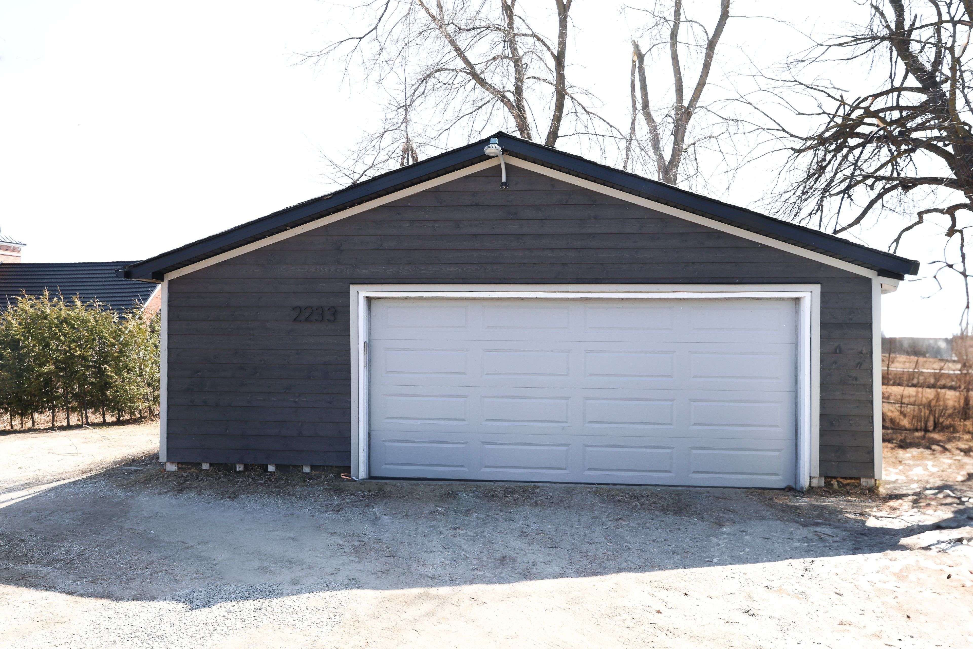 Innisfil, ON L0L 1K0,2233 4th Line