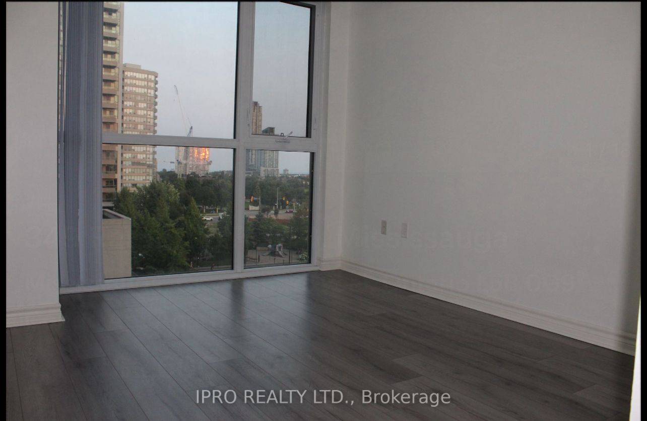 Mississauga, ON L5B 0G9,349 Rathburn RD #611