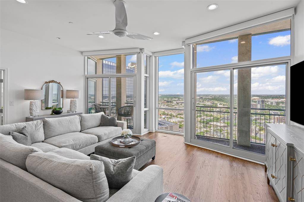 Fort Worth, TX 76102,500 Throckmorton Street #2707