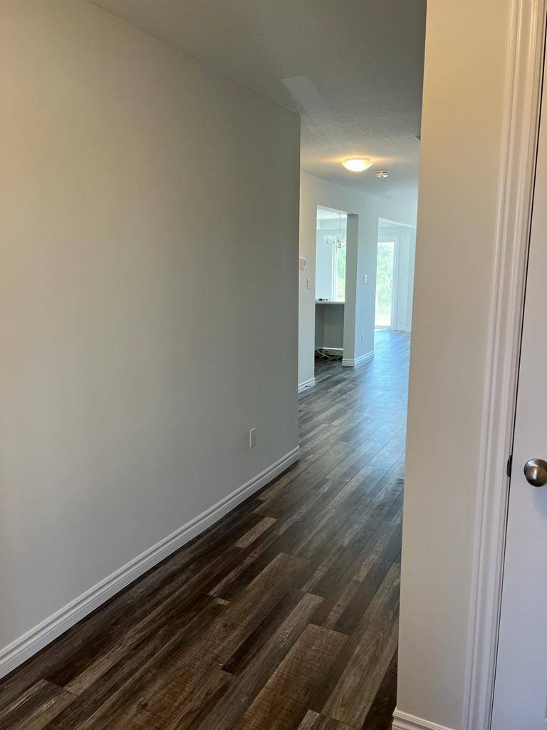 Stratford, ON N5A 0K2,322 Bradshaw DR