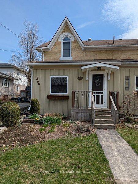 Wellington North, ON N0G 2L2,260 Wellington ST E