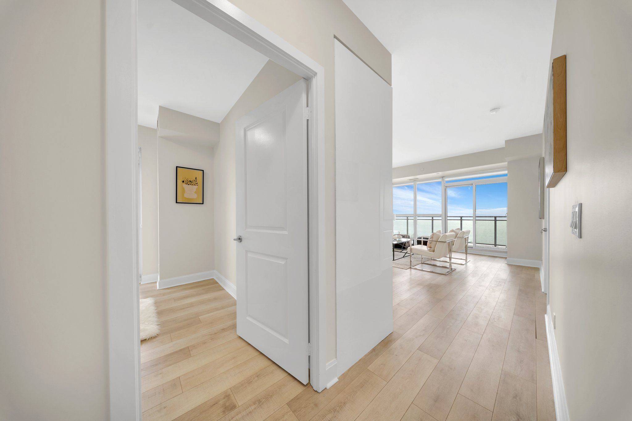 Toronto W06, ON M8V 1A2,33 Shore Breeze DR #2509
