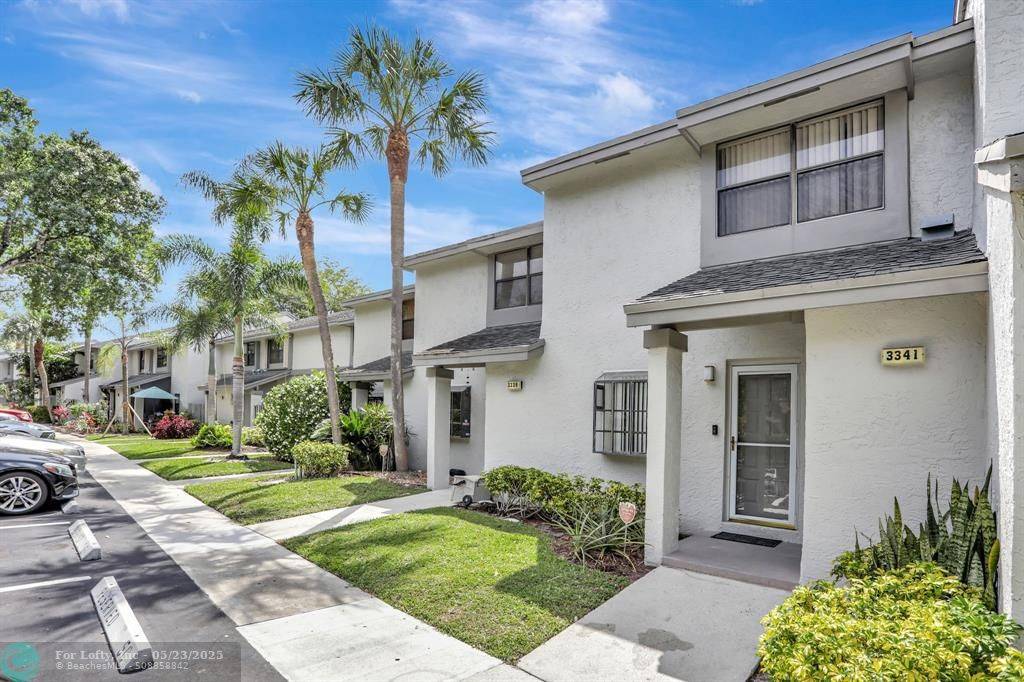 Pompano Beach, FL 33066,3341 Carambola Cir  #2415