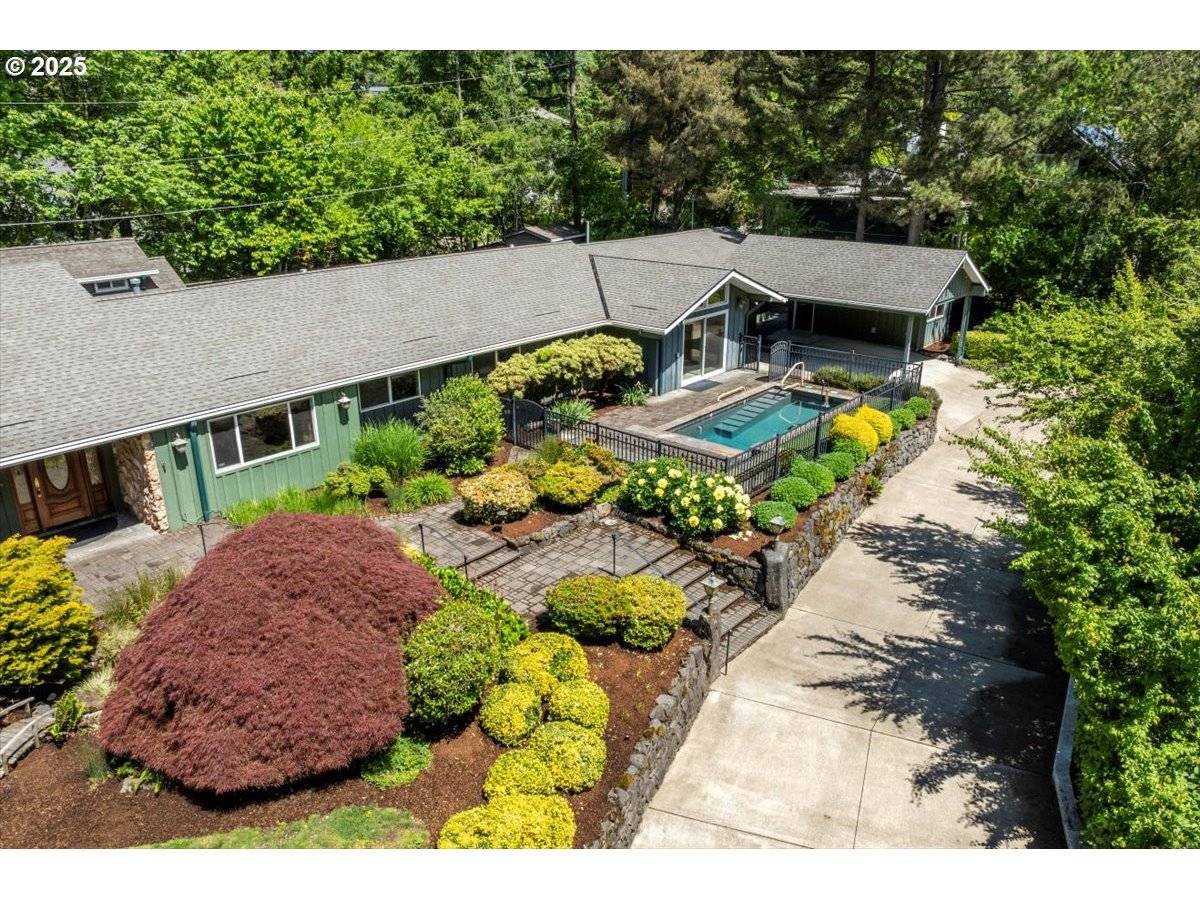 Portland, OR 97229,990 NW 93RD AVE