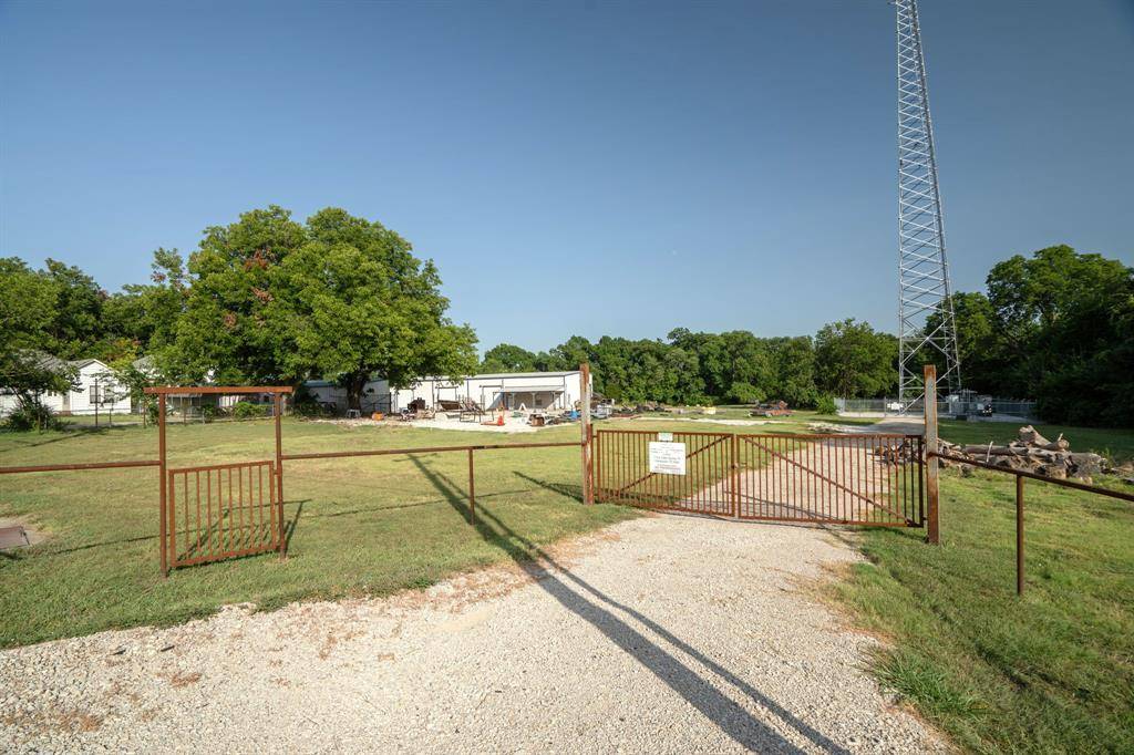 Farmersville, TX 75442,709 State Highway 78 S
